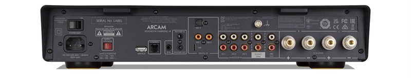 Connectique arrière Arcam A25+ (HDMI eARC, USB-C, numériques, phono MM, pré-out, casque)
