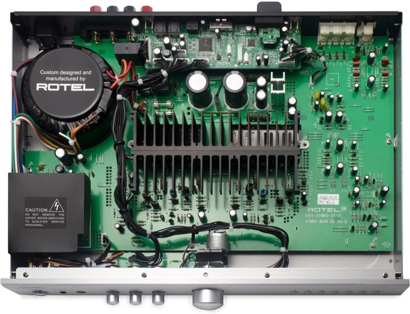 Rotel A11 MKII – amplificateur stéréo photo intérieure