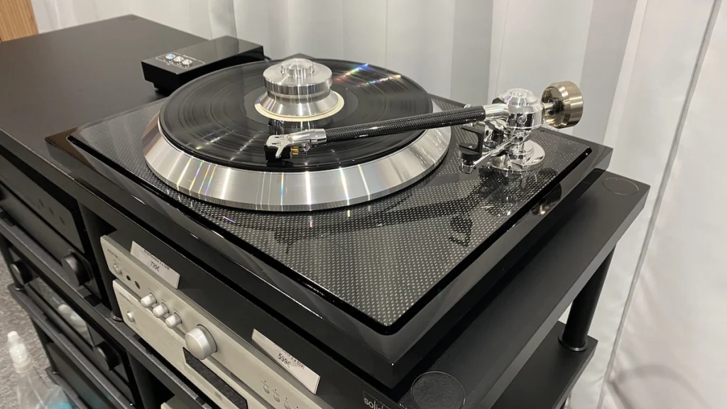 Platine vinyle EAT - Europe Audio Team - Hifi Quimper - Bretagne