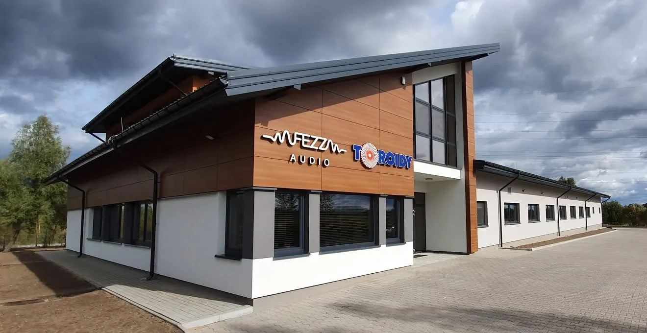 Usine Fezz Audio et Toroidy en Pologne