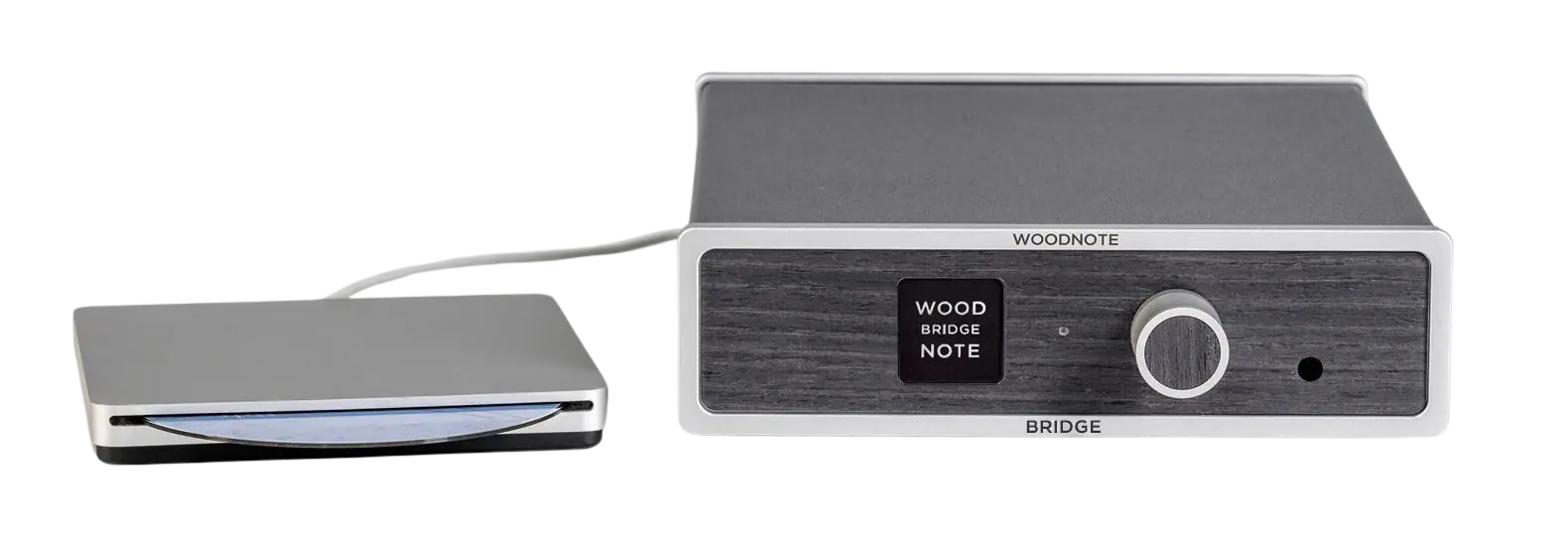 Lindemann Woodnote Bridge associé à un lecteur CD externe USB pour la lecture de disques